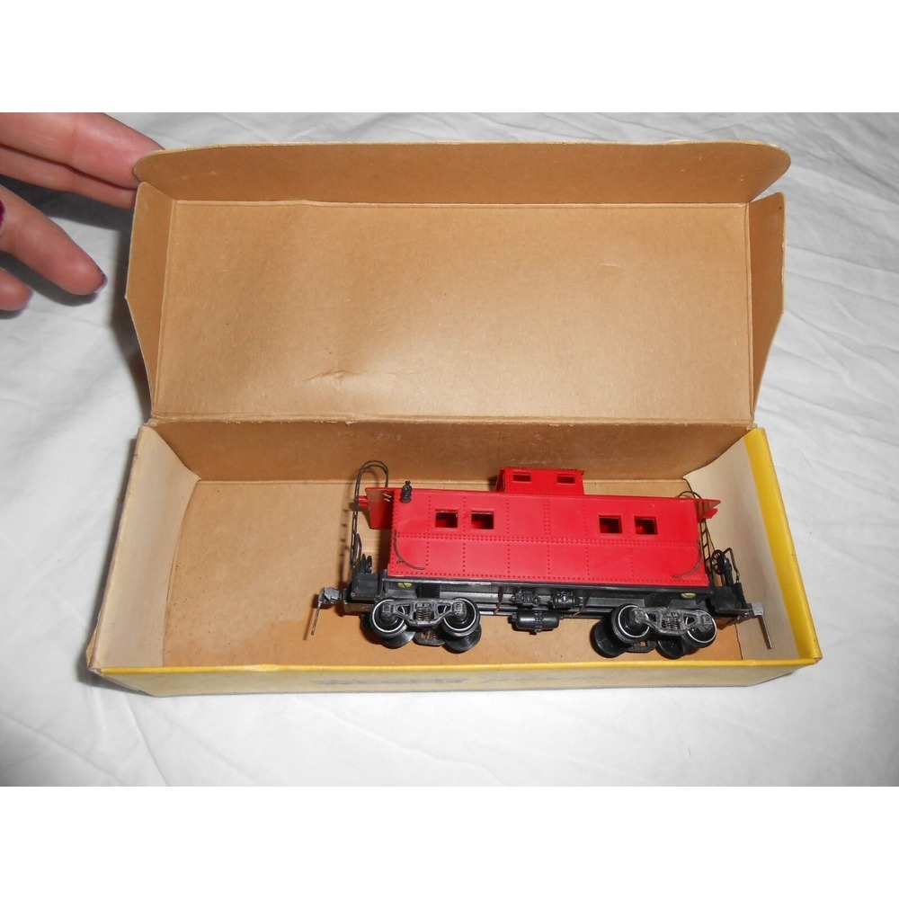 Antique Collectors HO Scale VARNEY Train CABOOSE C-3 Steel Cupola Type VINTAGE!